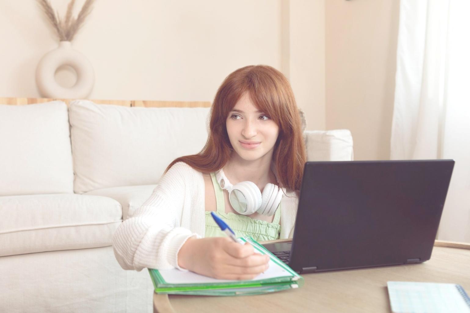 Financial analysis tools and resources